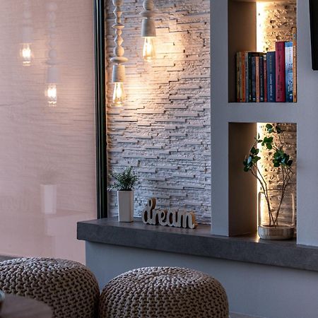 Gregory'S Loft Apartment Агия Анна Екстериор снимка